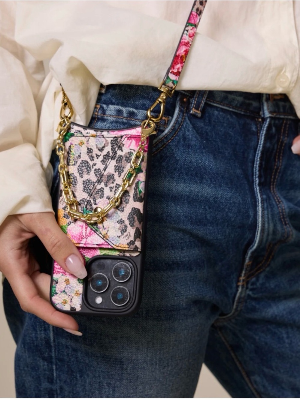 Bandolier Valentina Duet Crossbody and Wristlet Set in iPhone 16 Pro Max - Picture 2 of 10